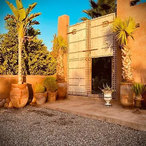 https://aux-portes-de-marrakech-maison-de-famille-piscine.marrakeshhotelsmorocco.com