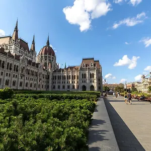 Apartment Riverside Luxury, Budapest