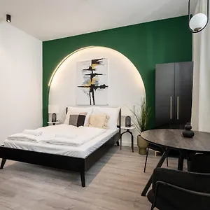 Apartment R6 - Boutique Apartments, Location By Bqa, Budapest