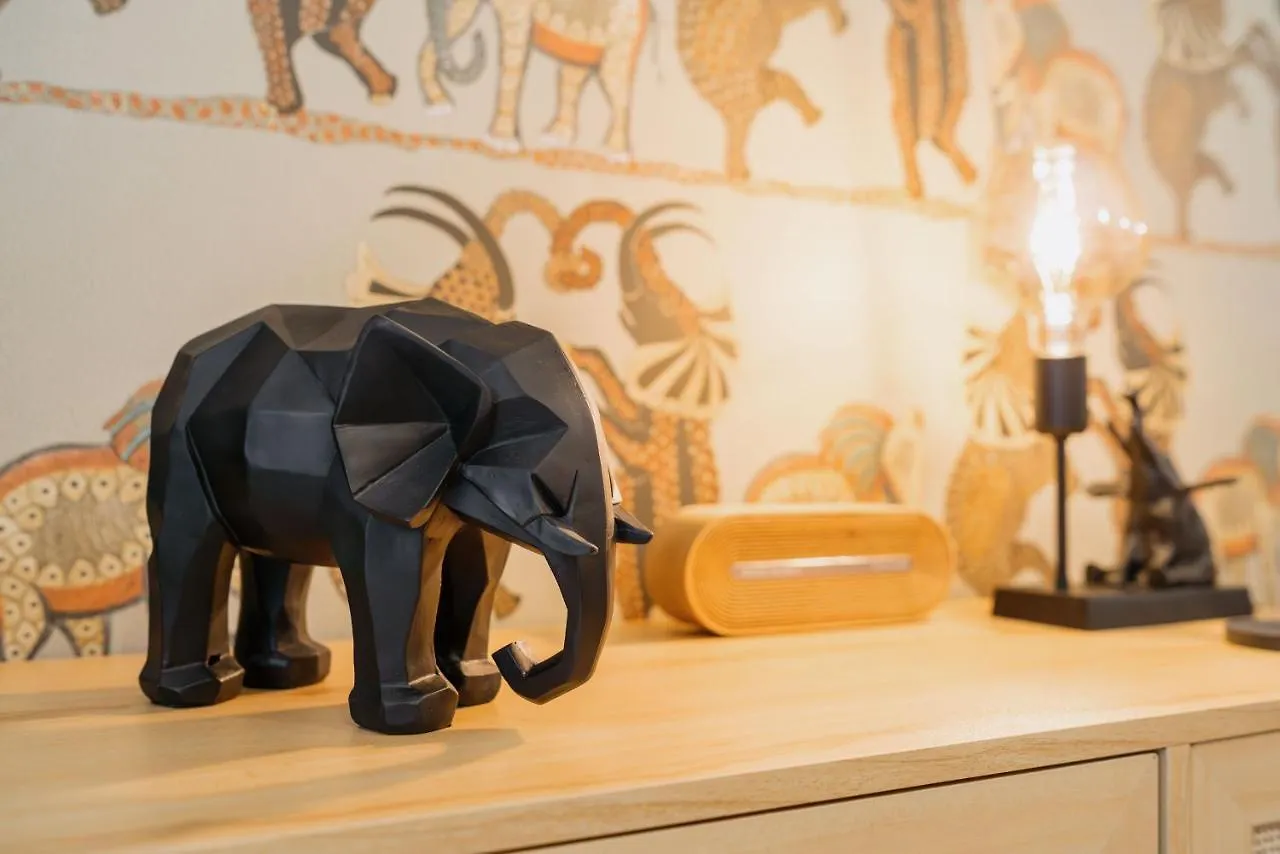 Elephant Studio Будапешт 0*,  Венгрия